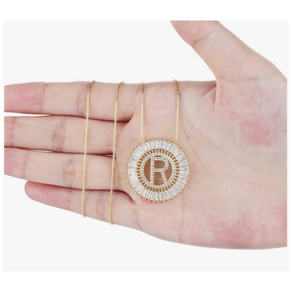 Initial Letter R Necklace - Picture 3 of 5